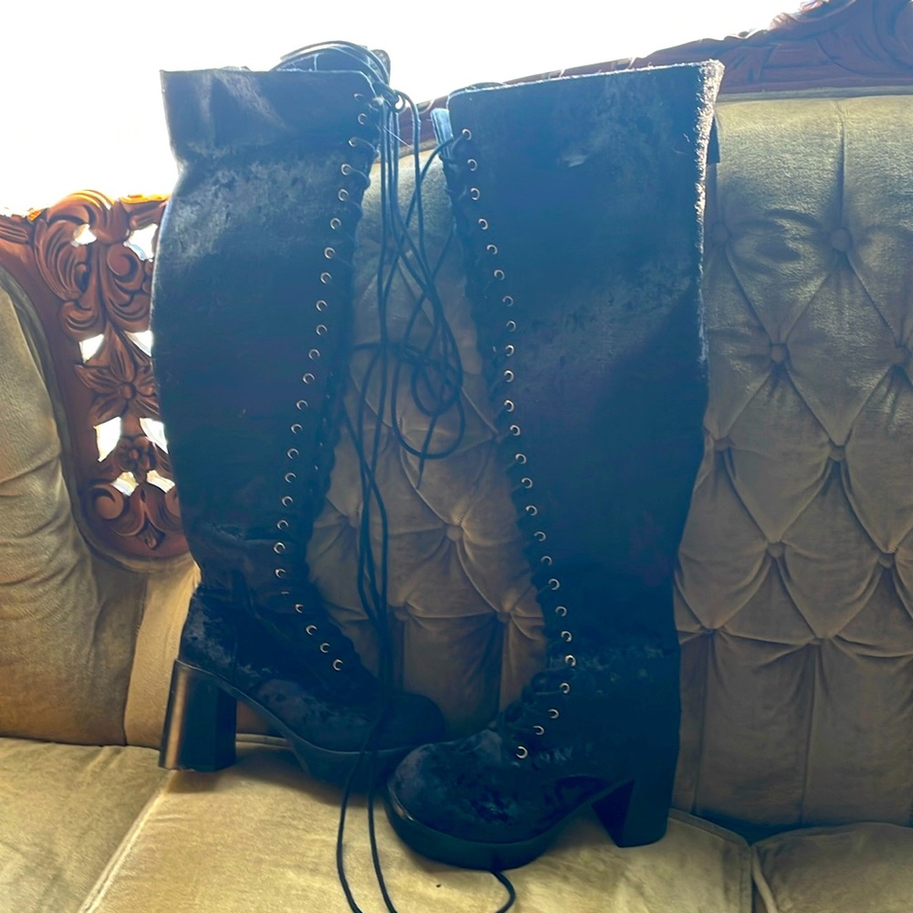 dELIA*s by Dolls Kill Original Sin Velvet Boots
